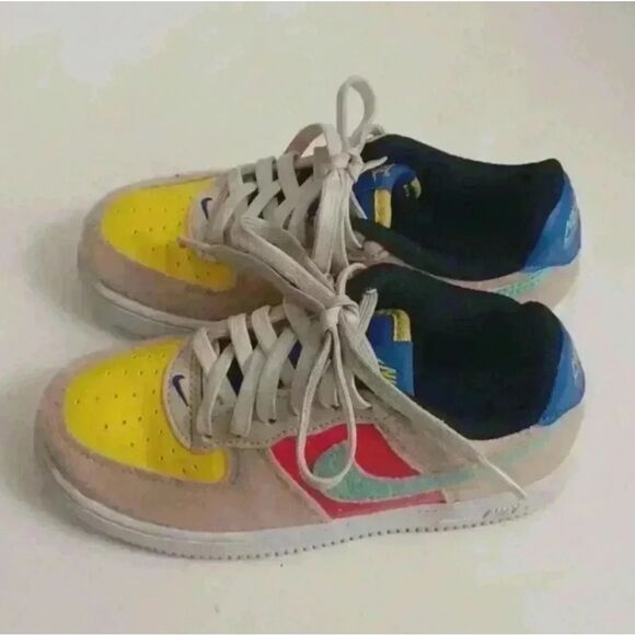 Nike Kids Multicolor Sneakers - Picture 6 of 13